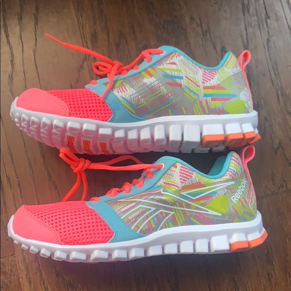 Reebok Real Flex Neon Pink Running Shoes 7.5
